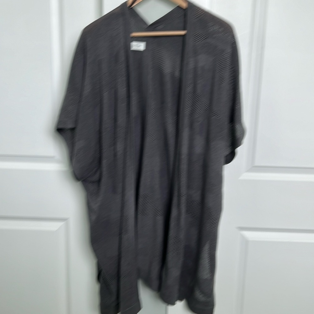 Lululemon Find Your Light Wrap